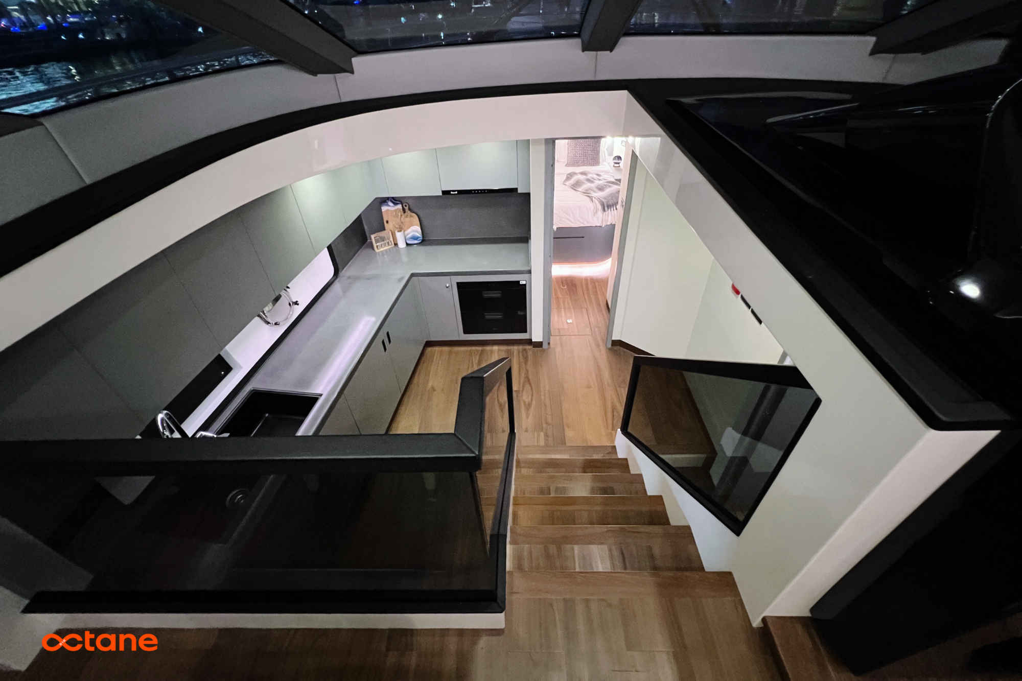 Aquitalia 68 Flybridge Aquitalia 68 Flybridge
