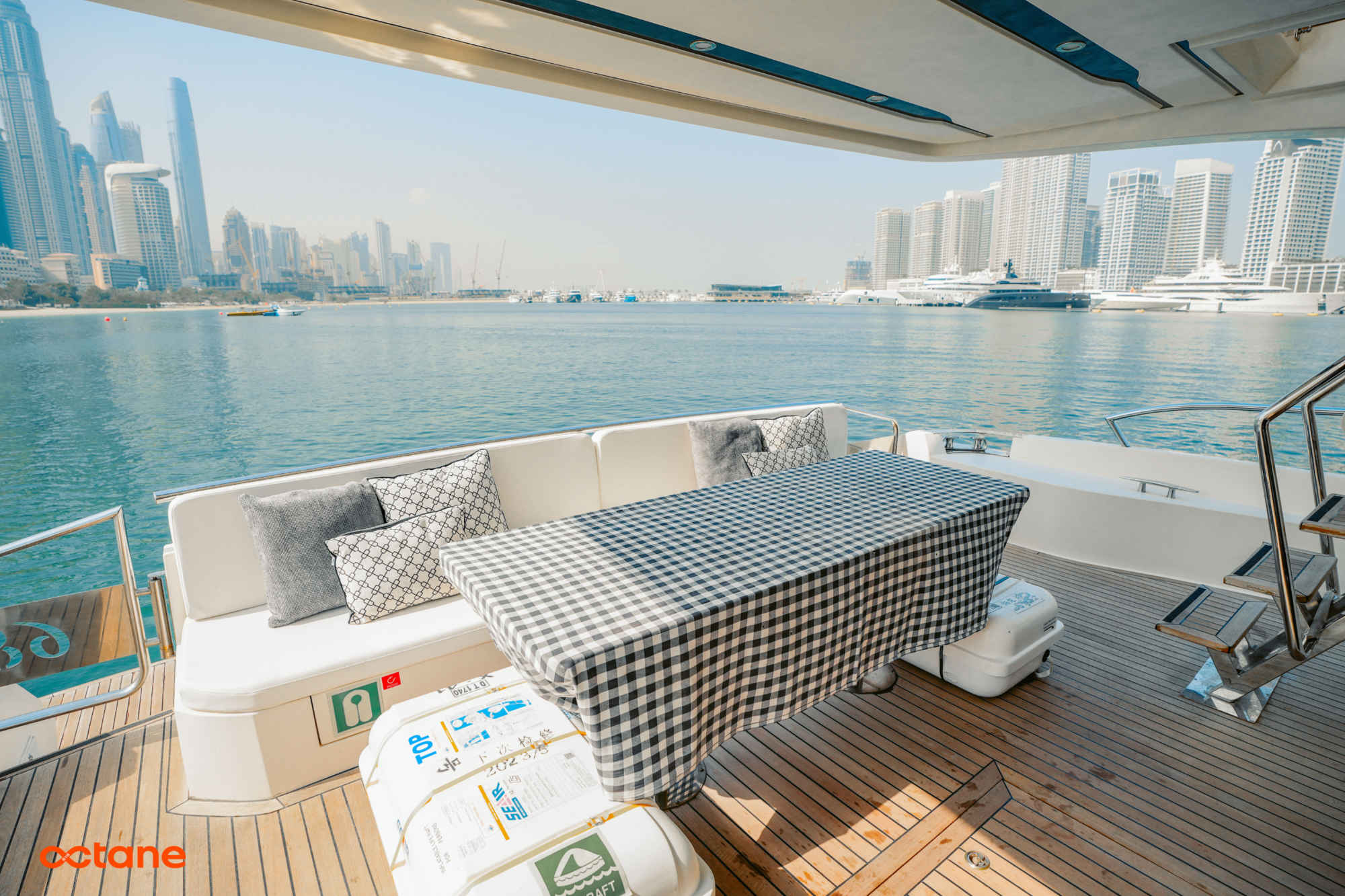 SeaStella 68 Flybridge