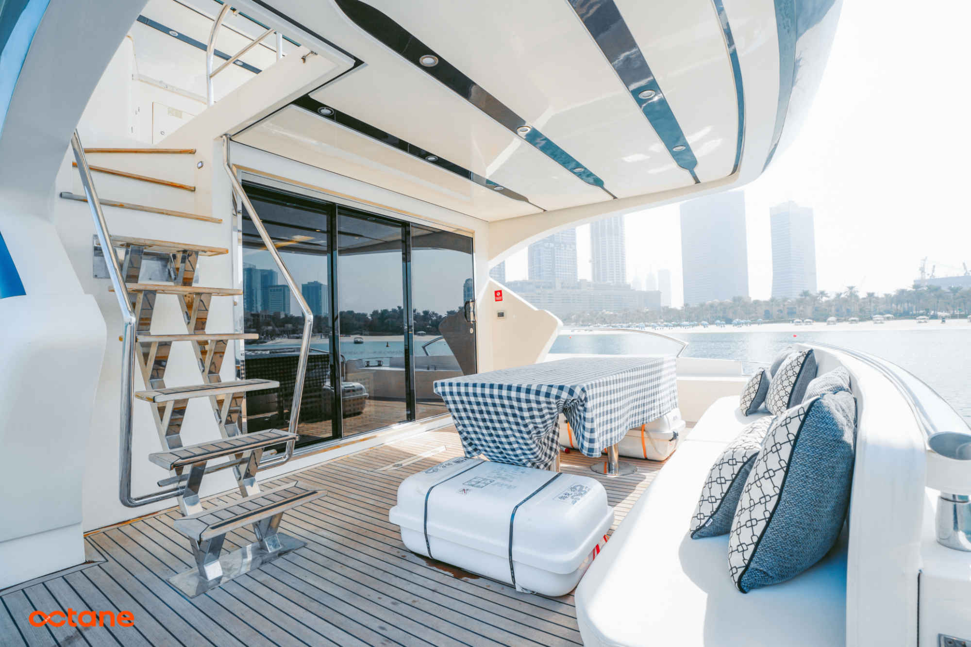 SeaStella 68 Flybridge