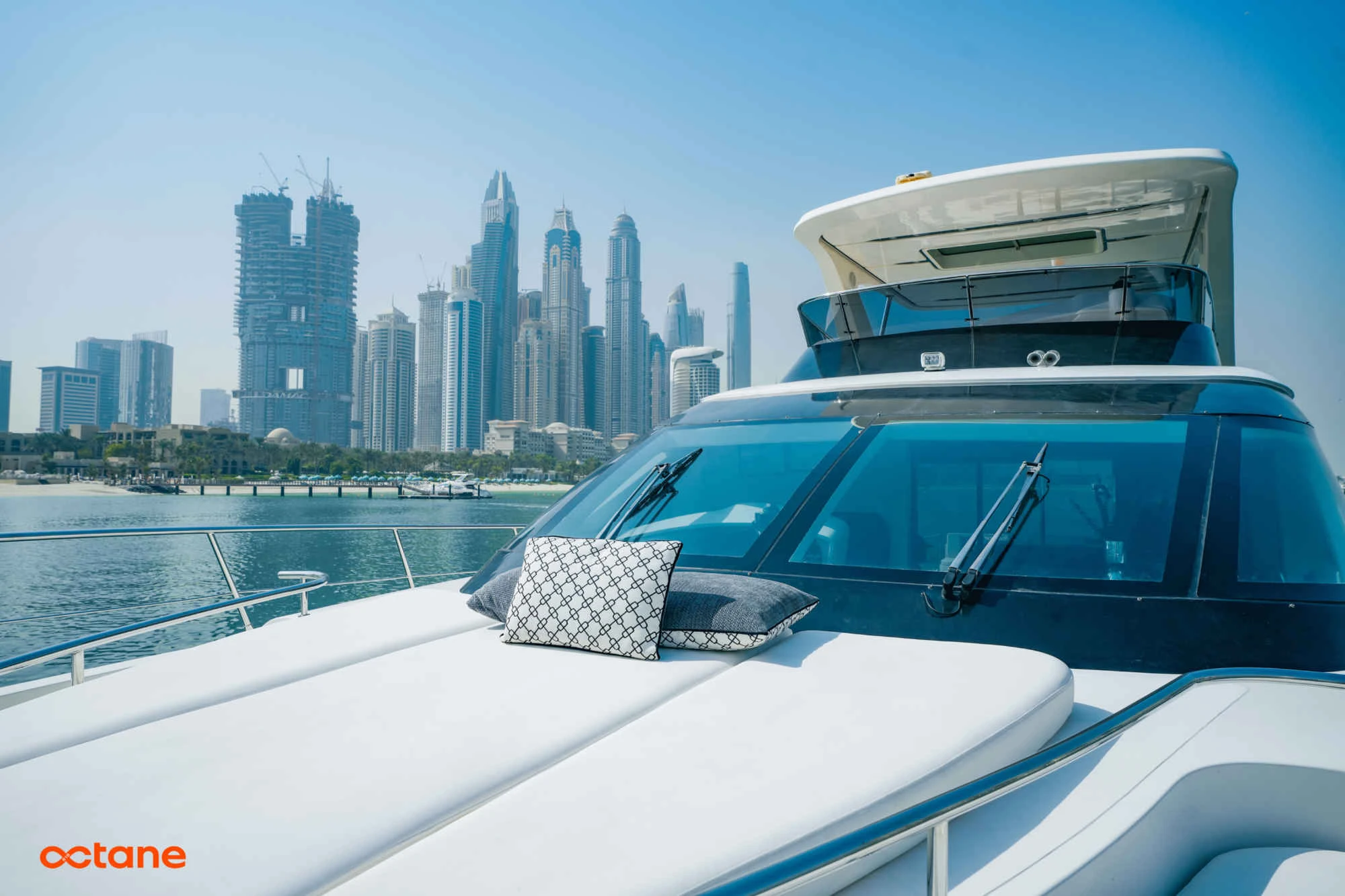 SeaStella 68 Flybridge SeaStella 68 Flybridge