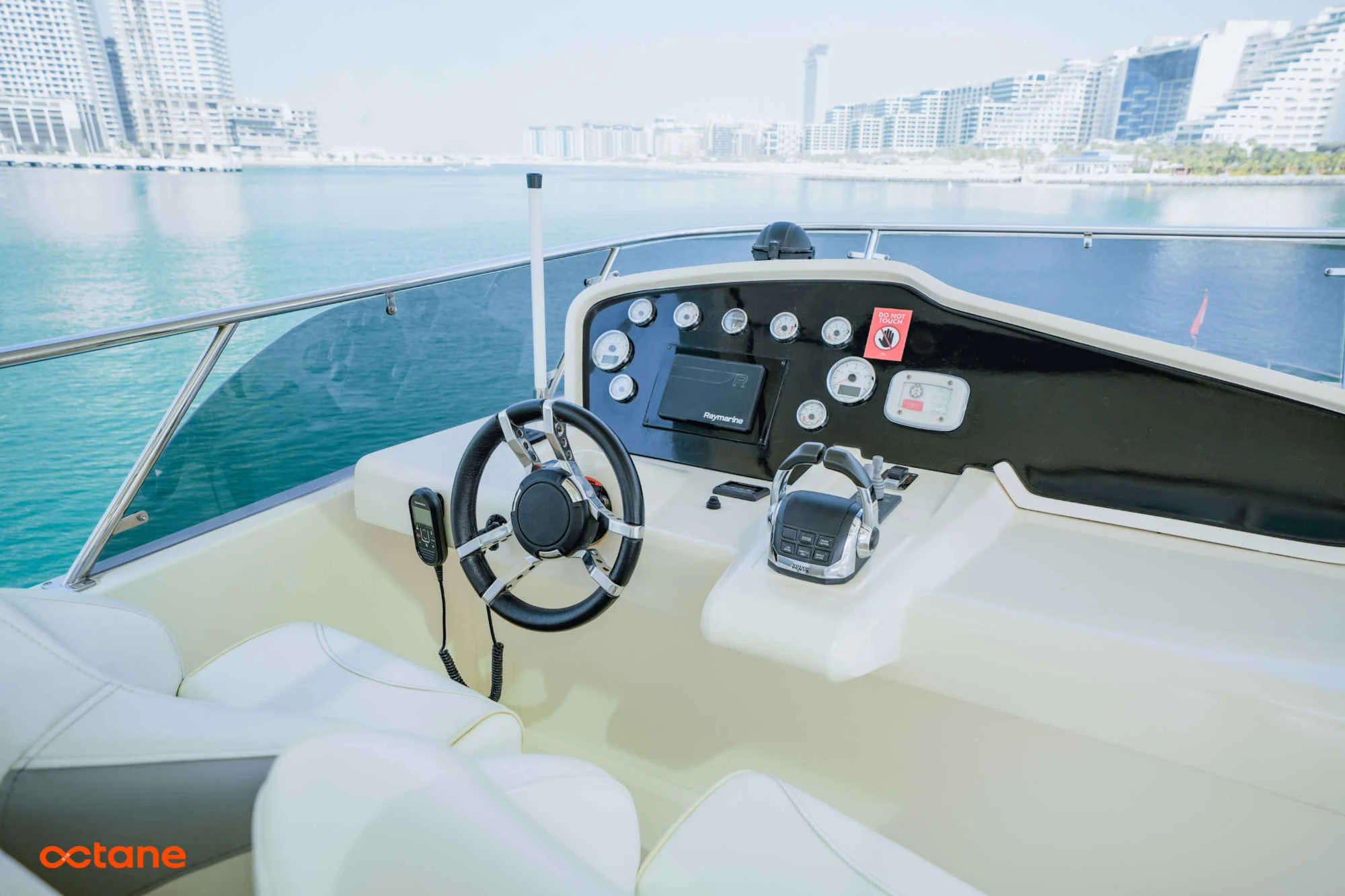 SeaStella 68 Flybridge SeaStella 68 Flybridge