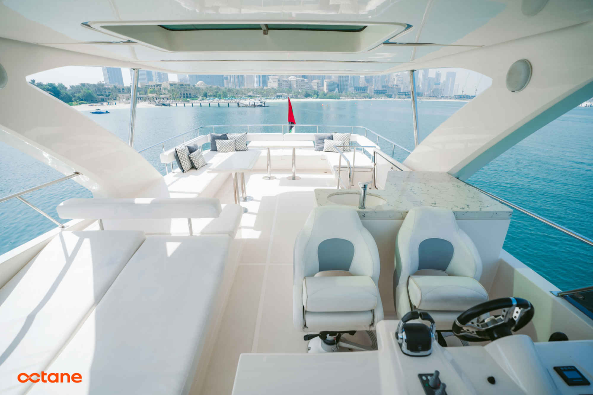 SeaStella 68 Flybridge