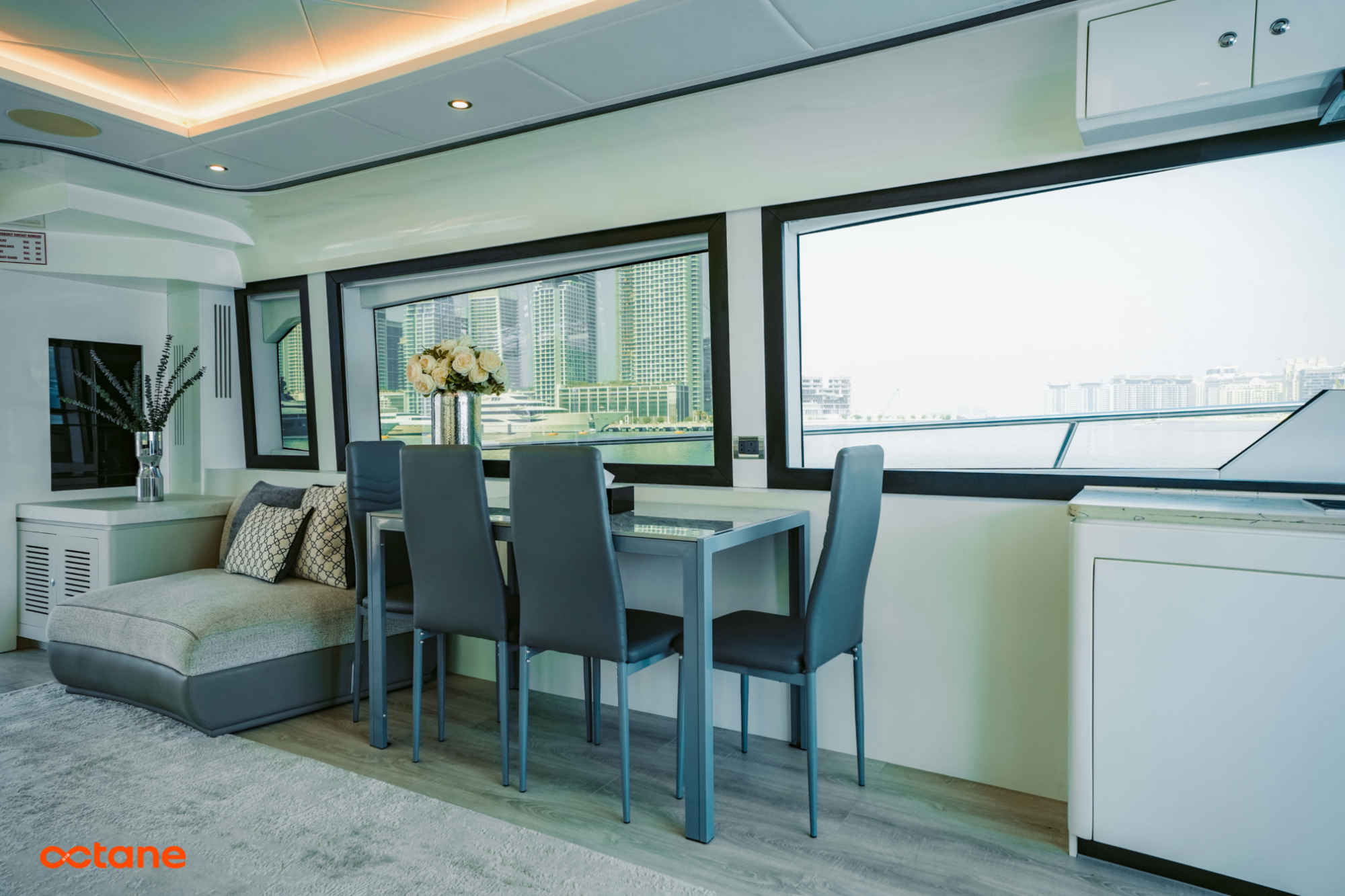 SeaStella 68 Flybridge