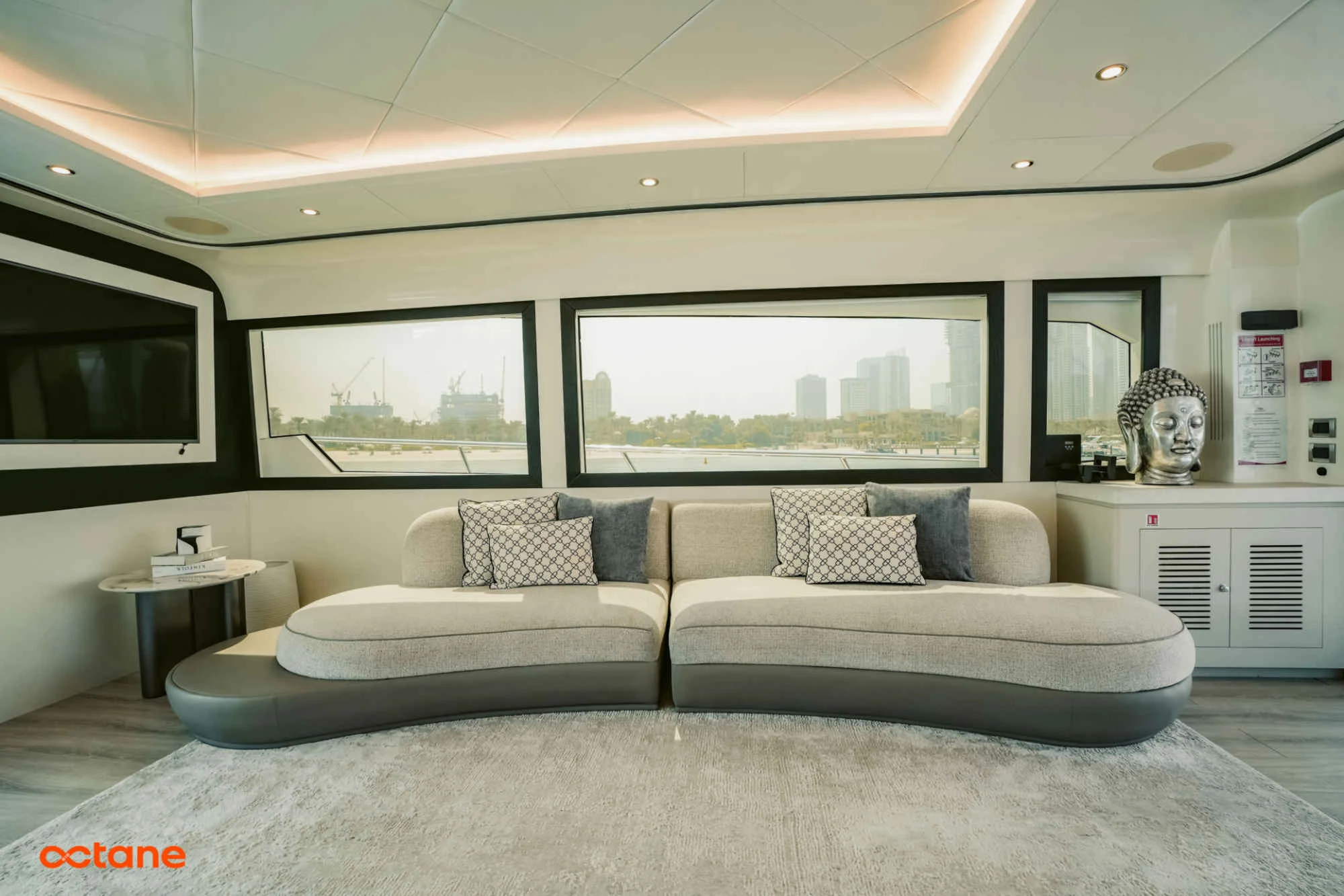 SeaStella 68 Flybridge SeaStella 68 Flybridge
