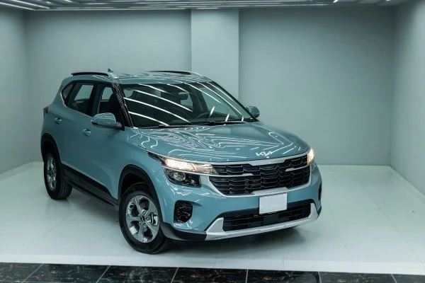 Kia Seltos Blau