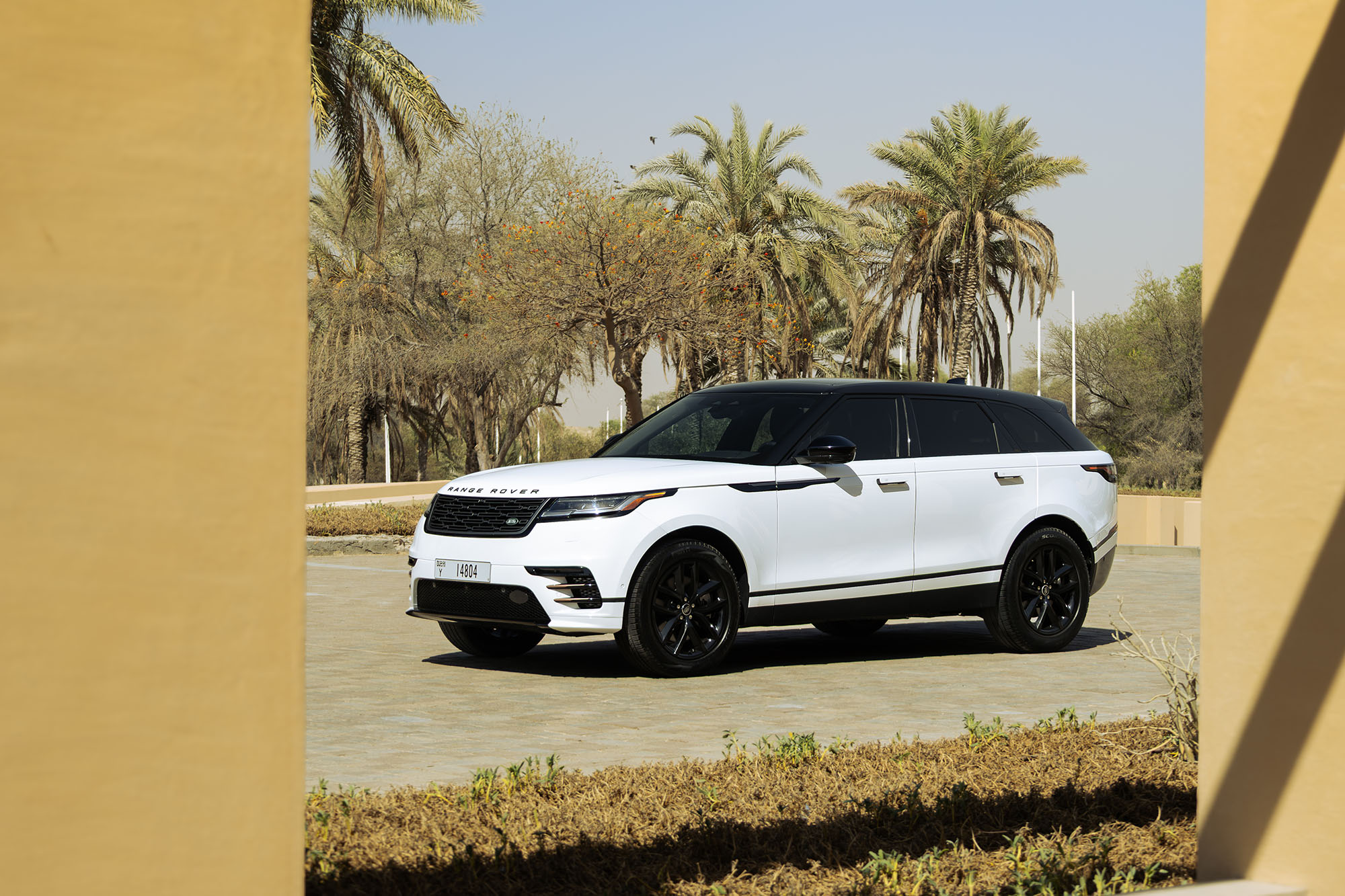 לנד רובר Range Rover Velar לבן לנד רובר Range Rover Velar לבן