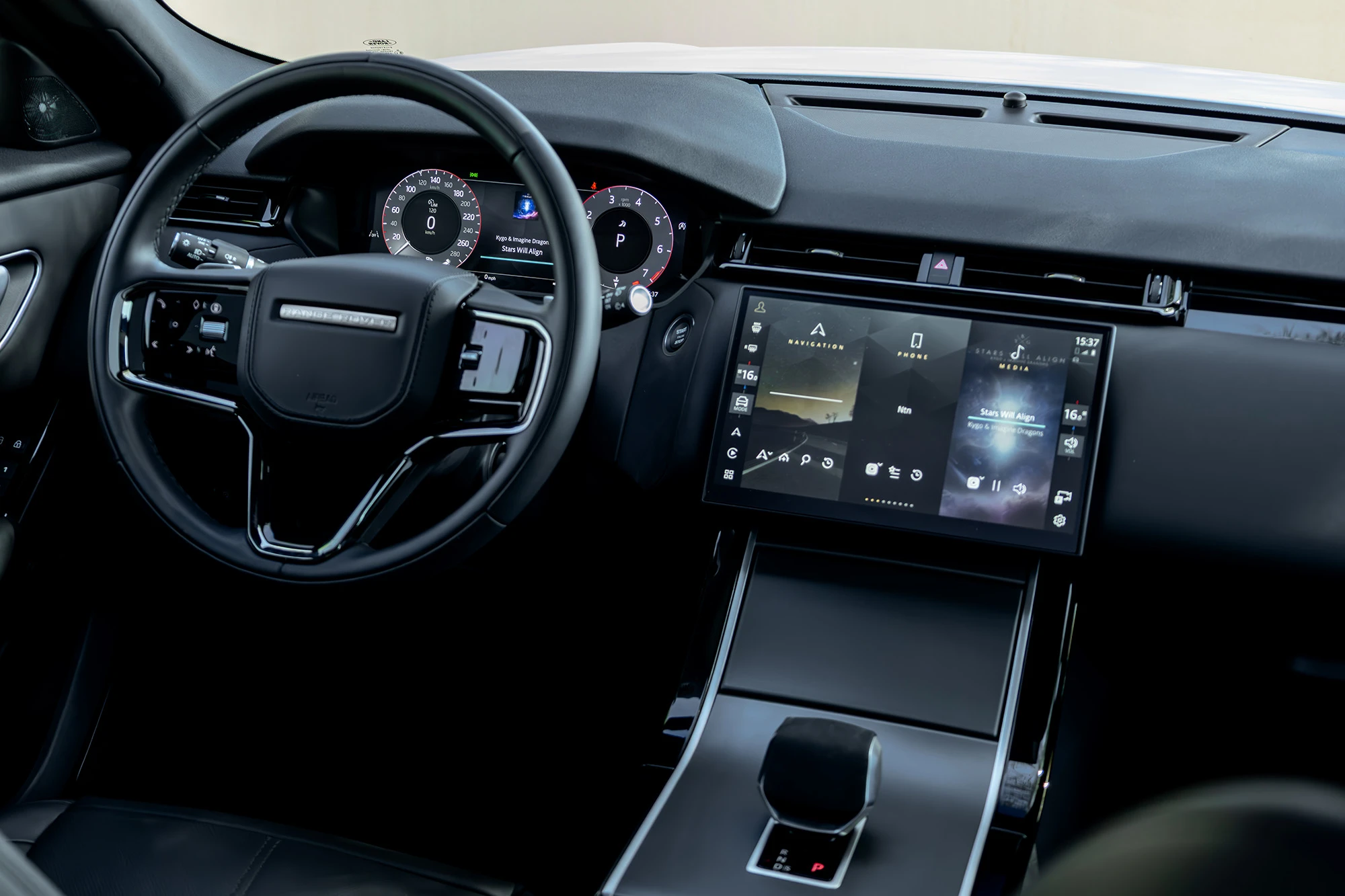 Land Rover Range Rover Velar White