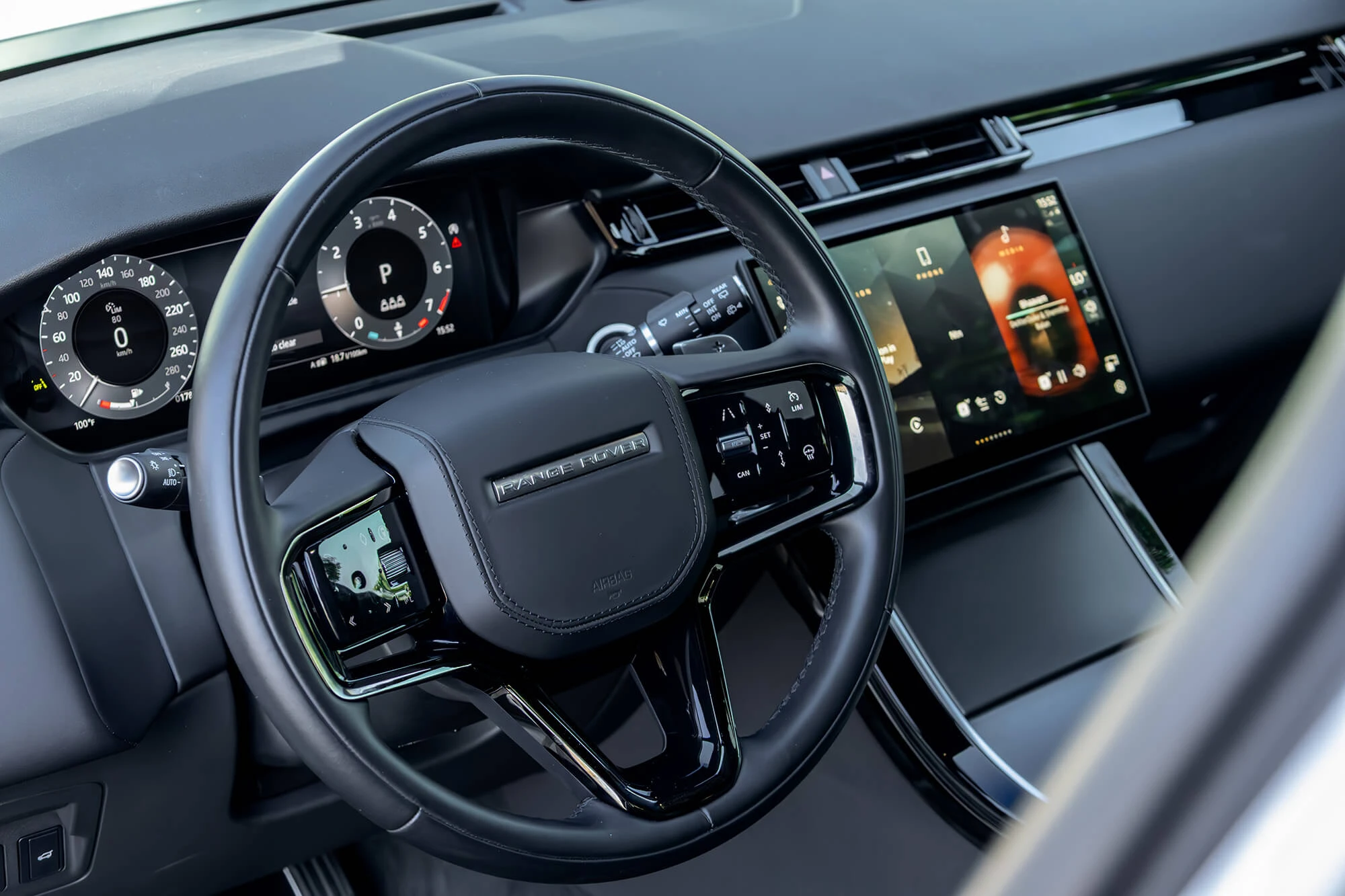Land Rover Range Rover Velar White Land Rover Range Rover Velar White