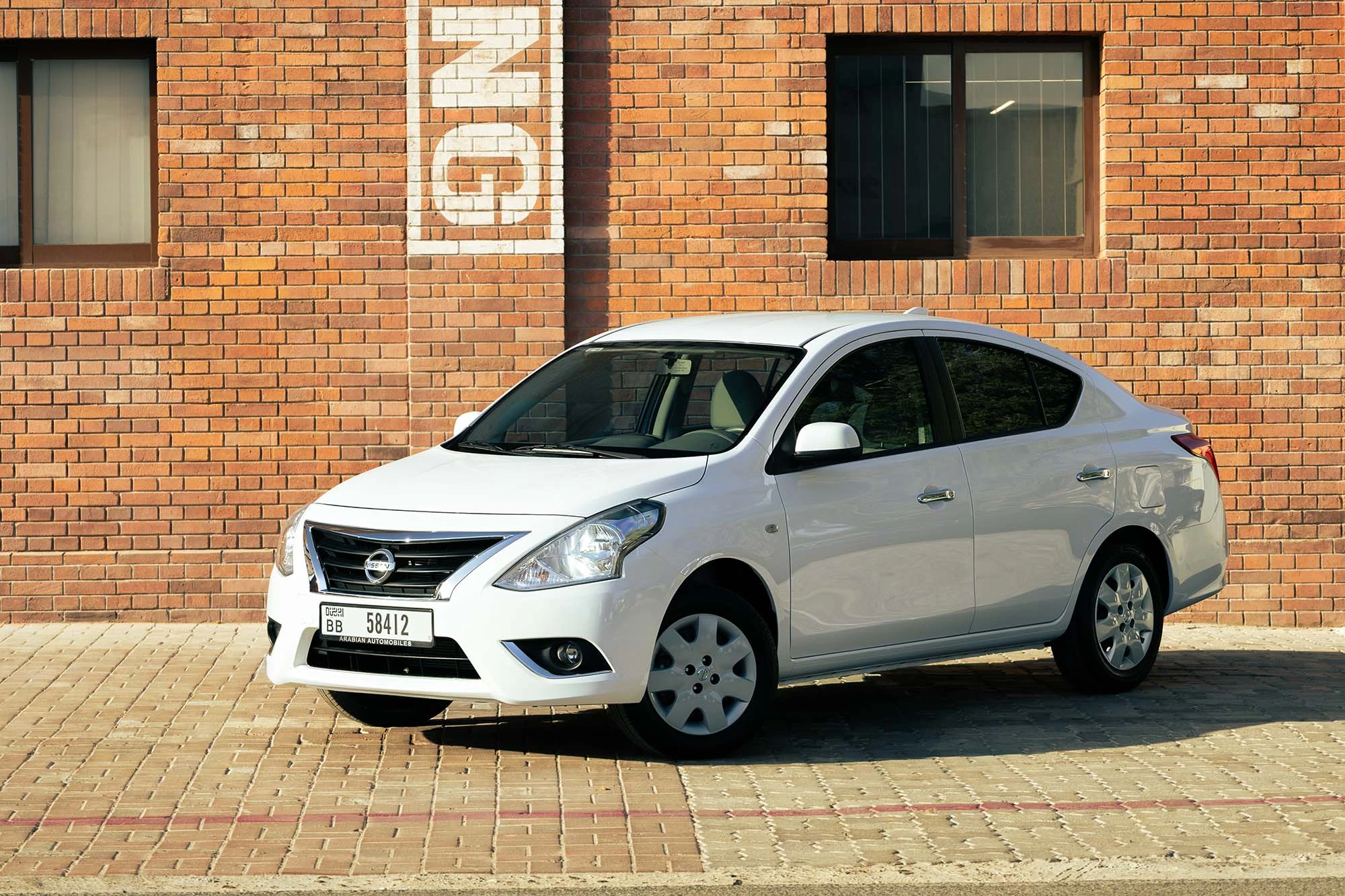 Nissan Sunny White