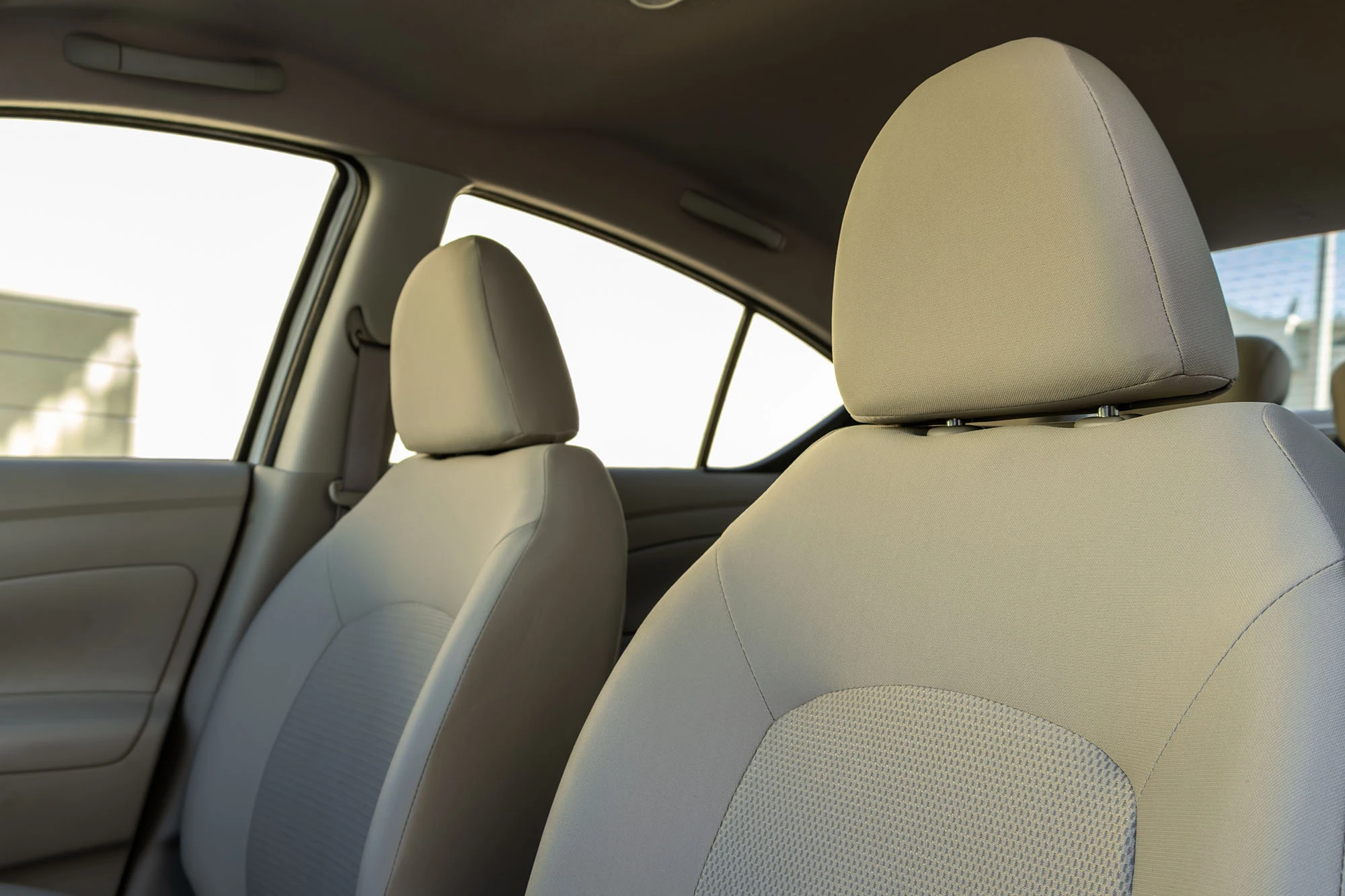 Nissan Sunny White Nissan Sunny White