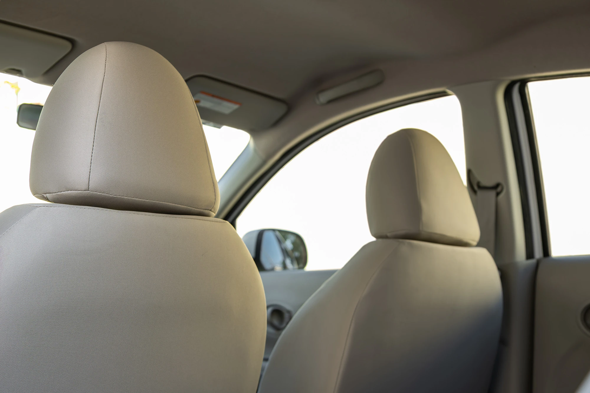 Nissan Sunny White Nissan Sunny White