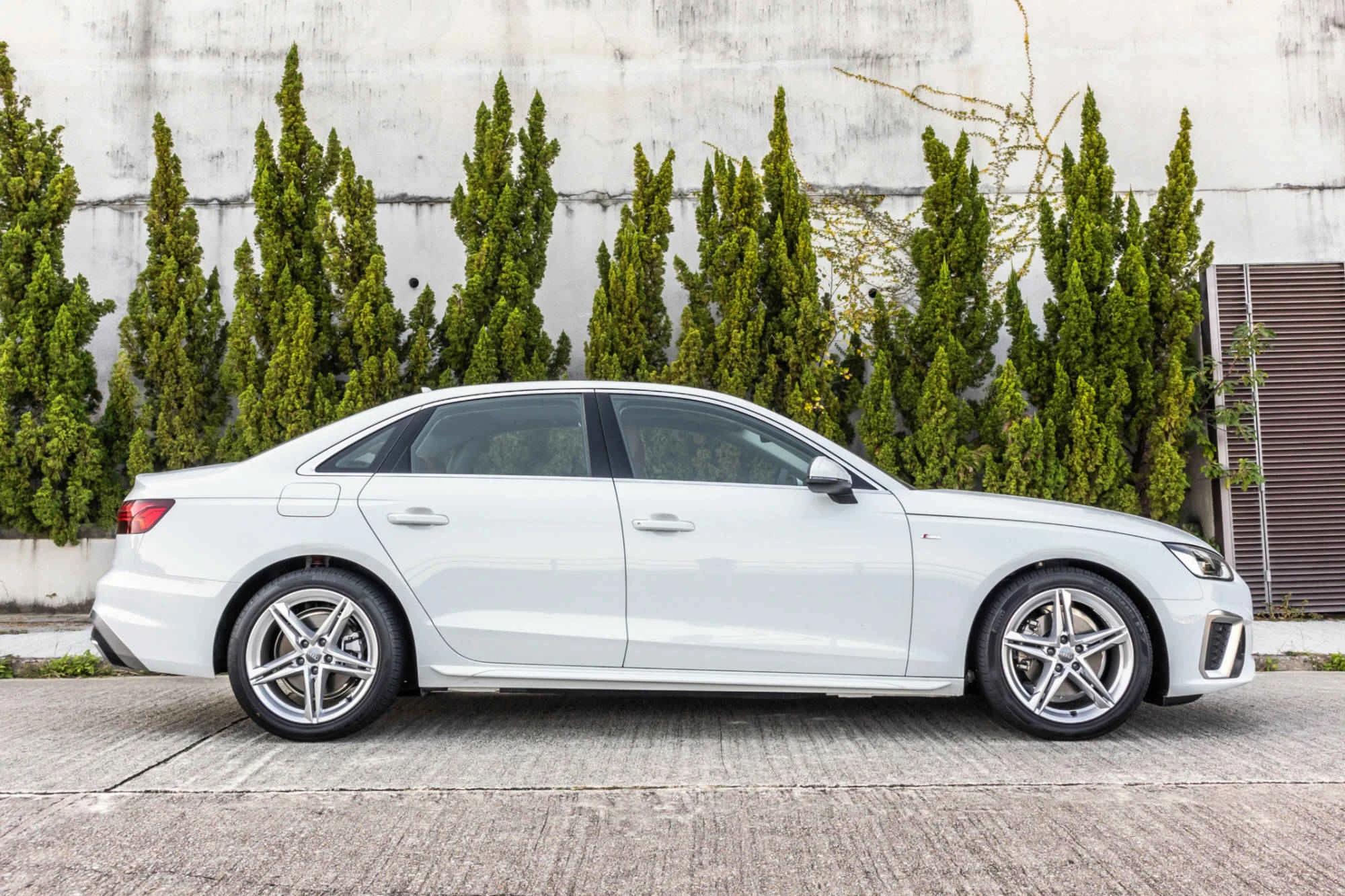 Audi A4 White