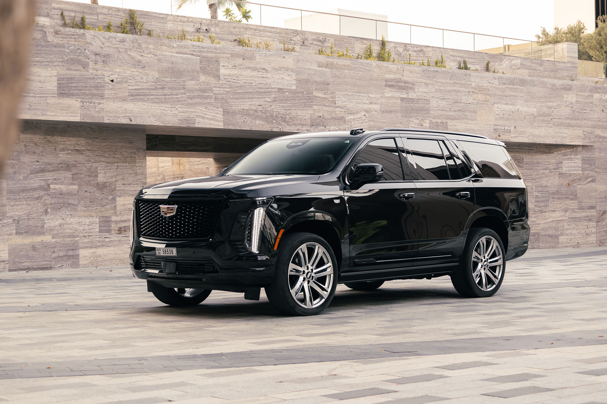 Cadillac Escalade דור חדש שחור