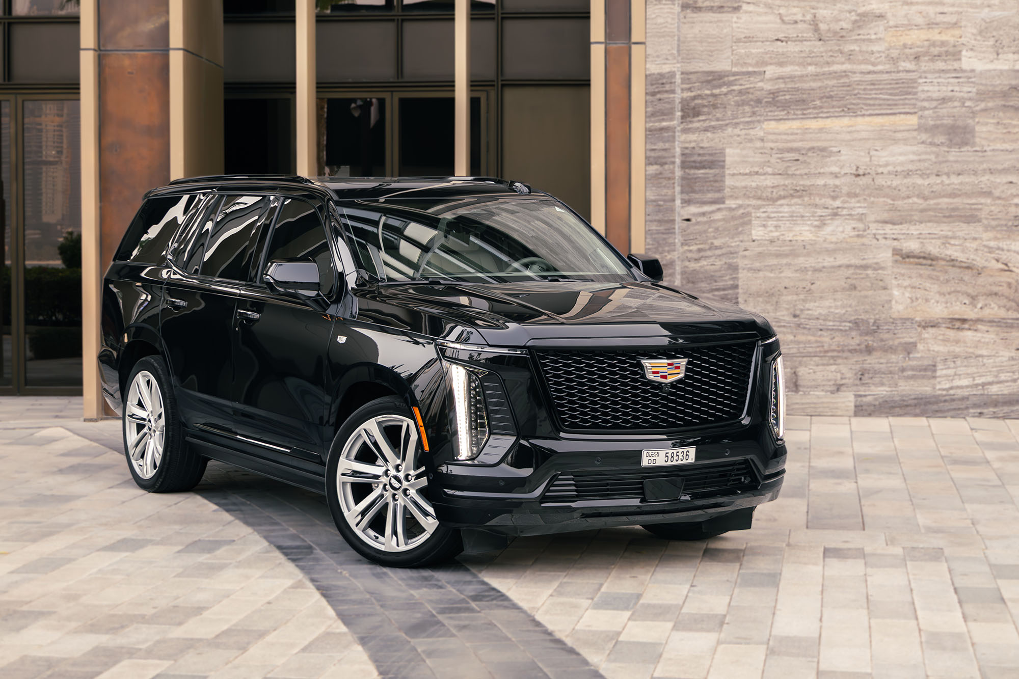 Cadillac Escalade דור חדש שחור