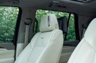Cadillac Escalade דור חדש שחור