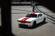 Dodge Challenger GT Beyaz Kırmızı Dodge Challenger GT Beyaz Kırmızı