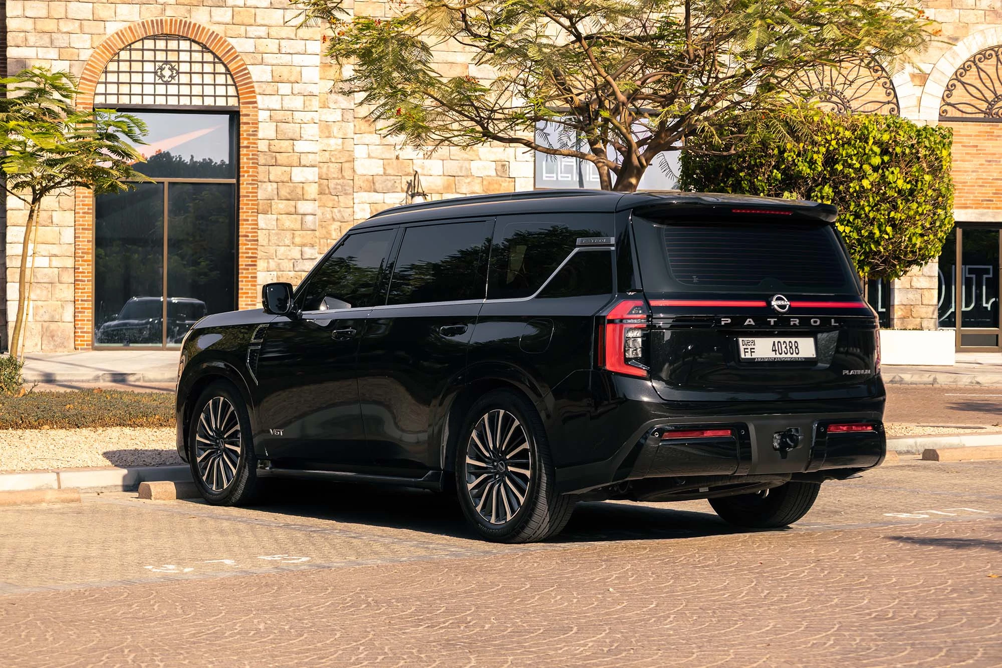 Nissan Patrol LE Yeni Nesil Siyah Nissan Patrol LE Yeni Nesil Siyah