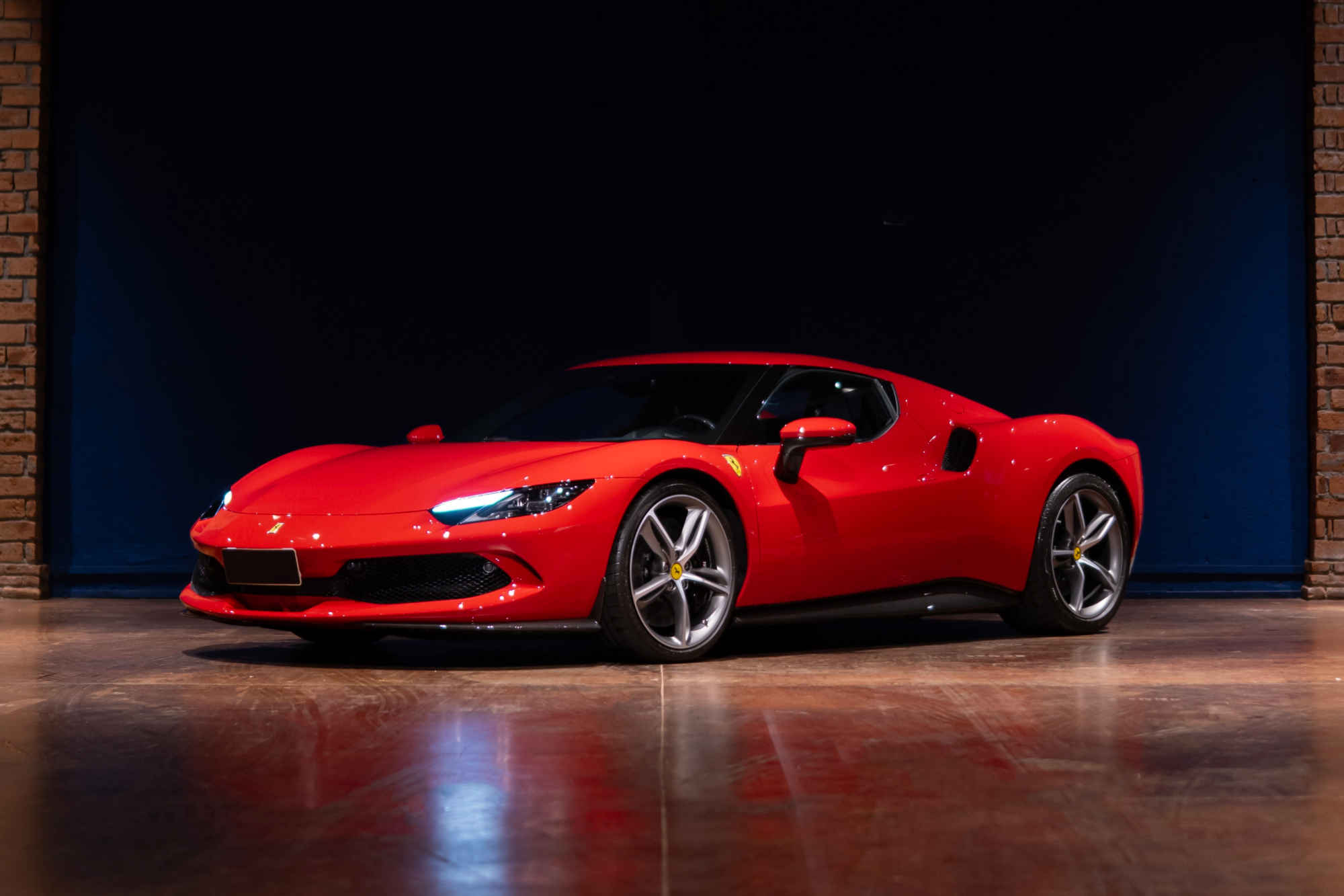 Ferrari 296 GTB Rood