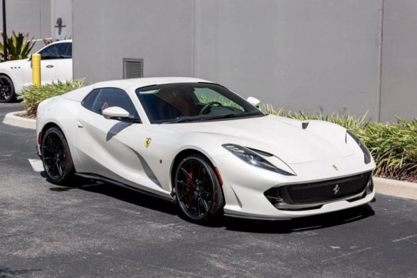 Ferrari 812 GTS Wit