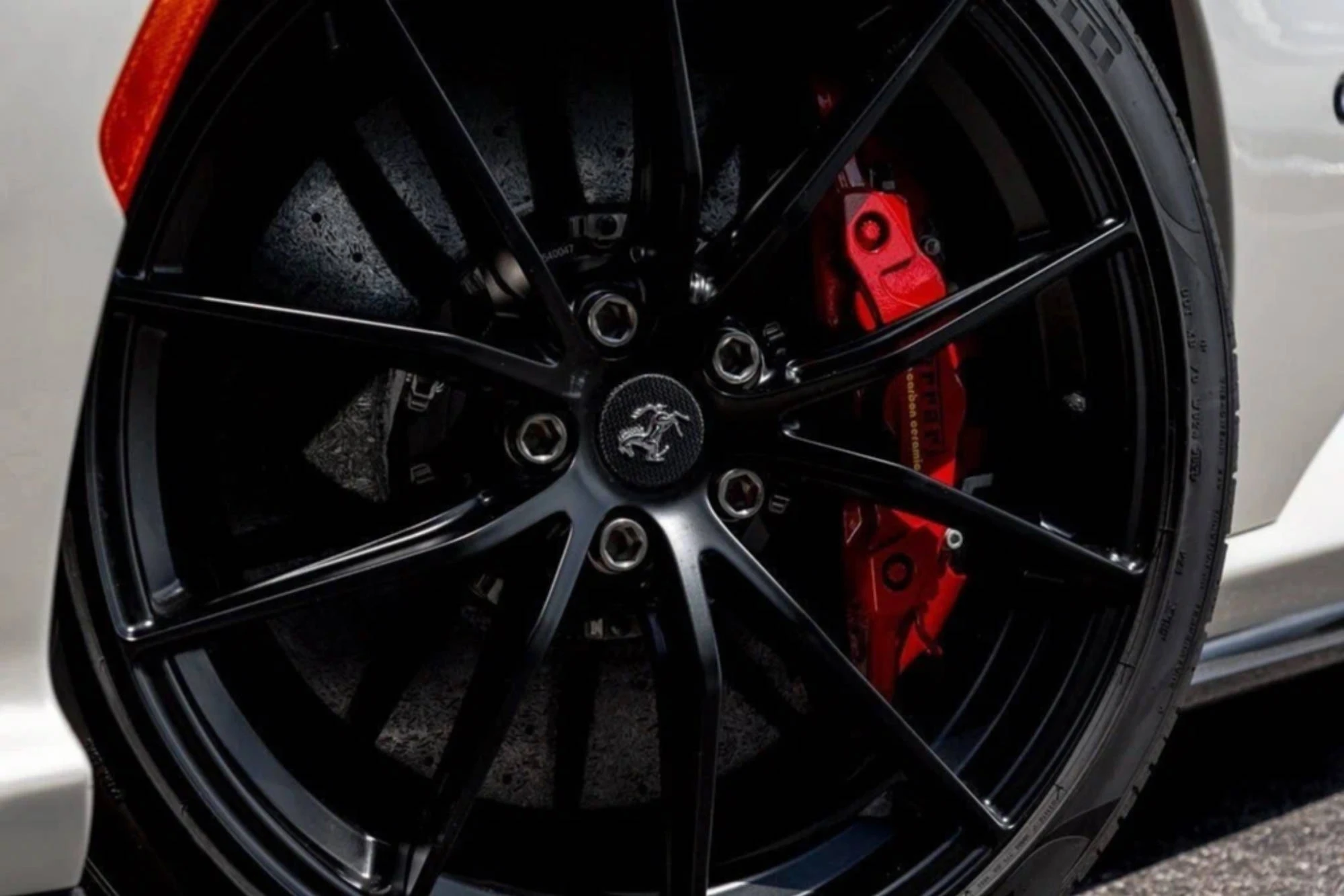 Ferrari 812 GTS Wit