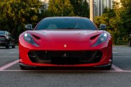 Ferrari 812 Superfast Rood