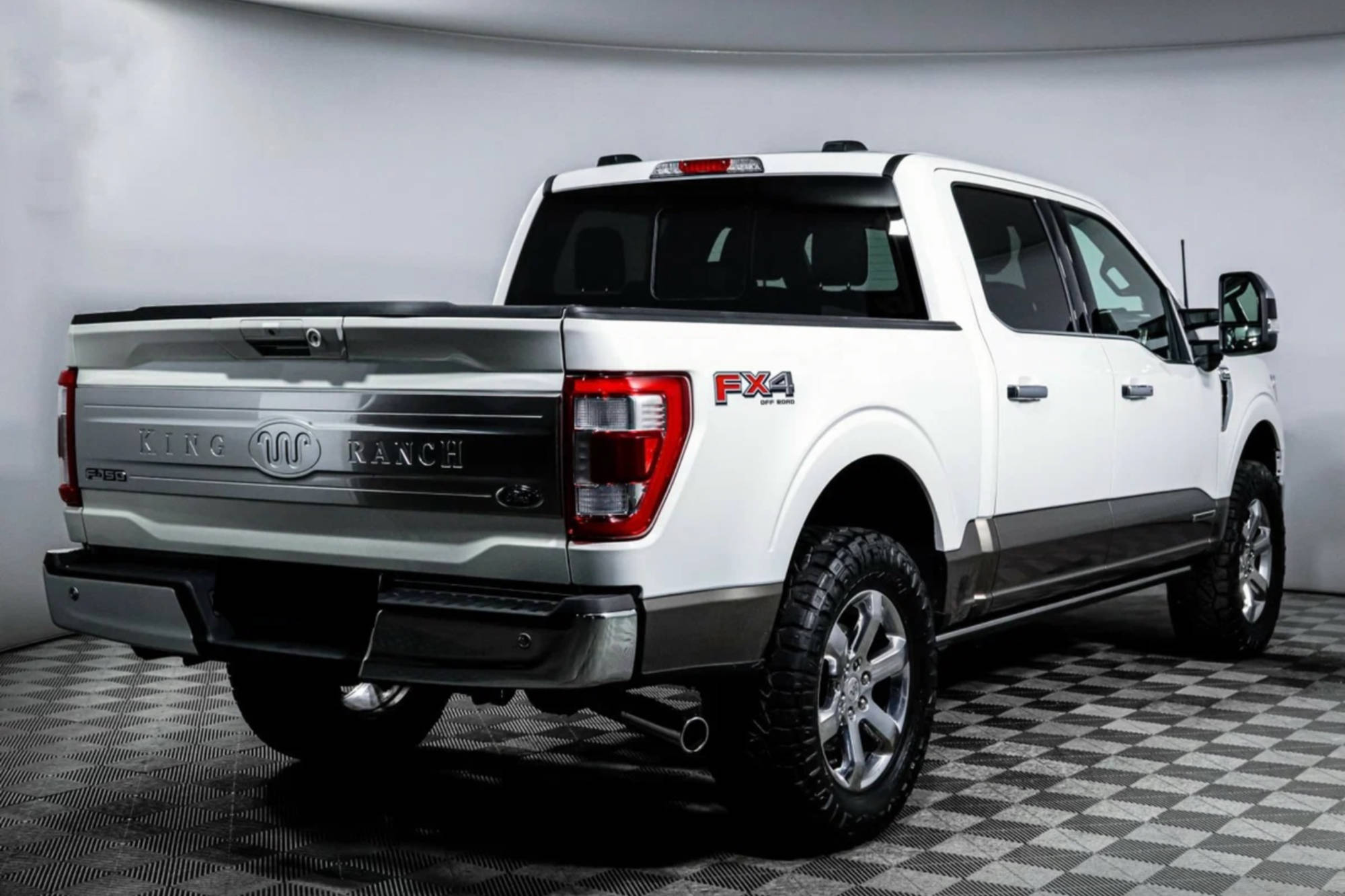 Ford F-150 White