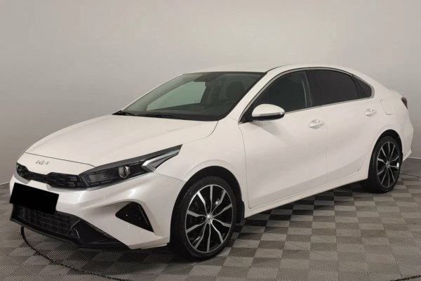 KIA Cerato Weiß