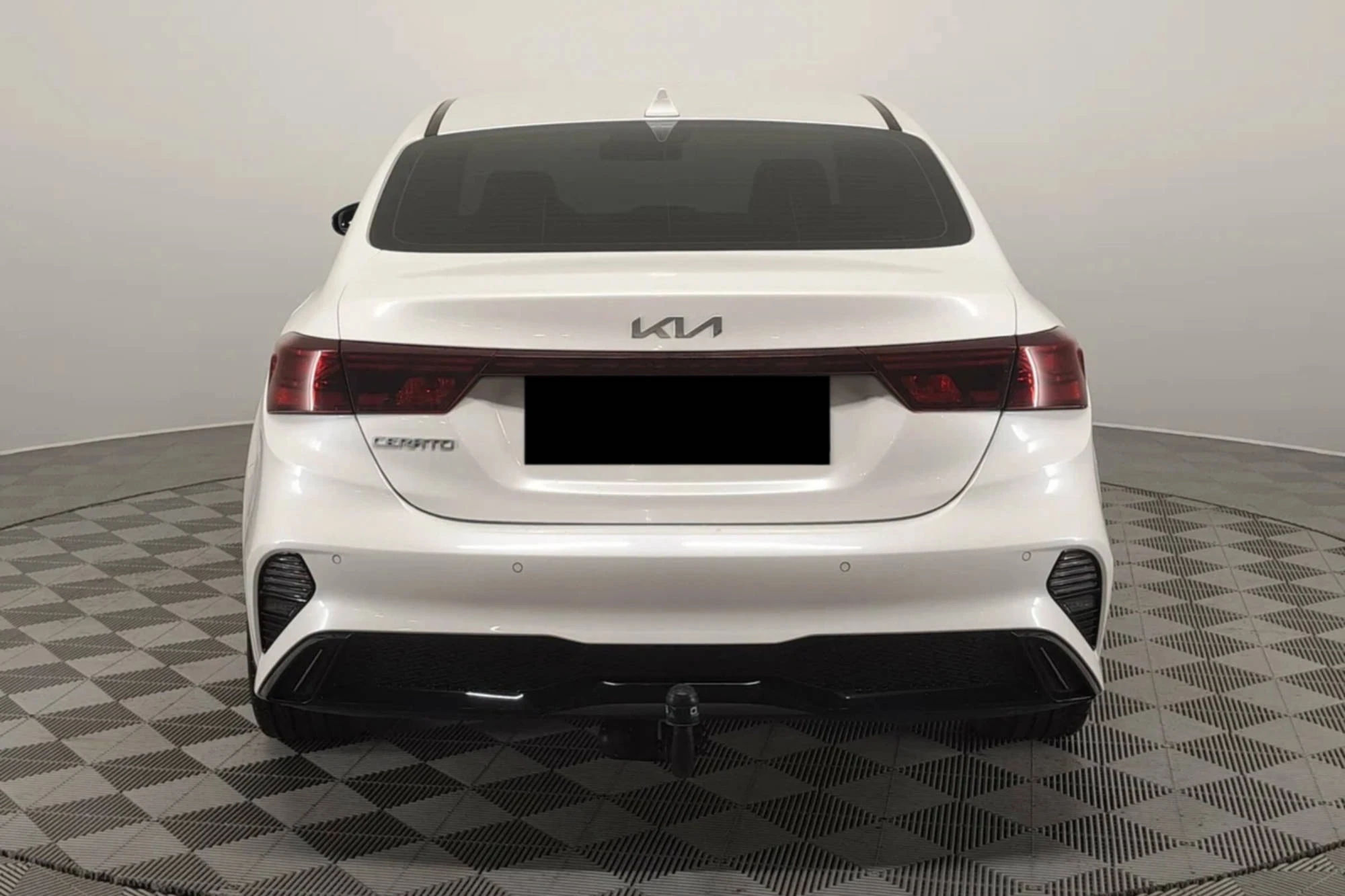 KIA Cerato White