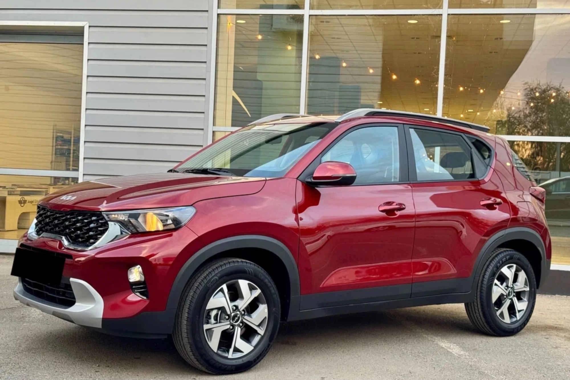 KIA Sonet Rouge