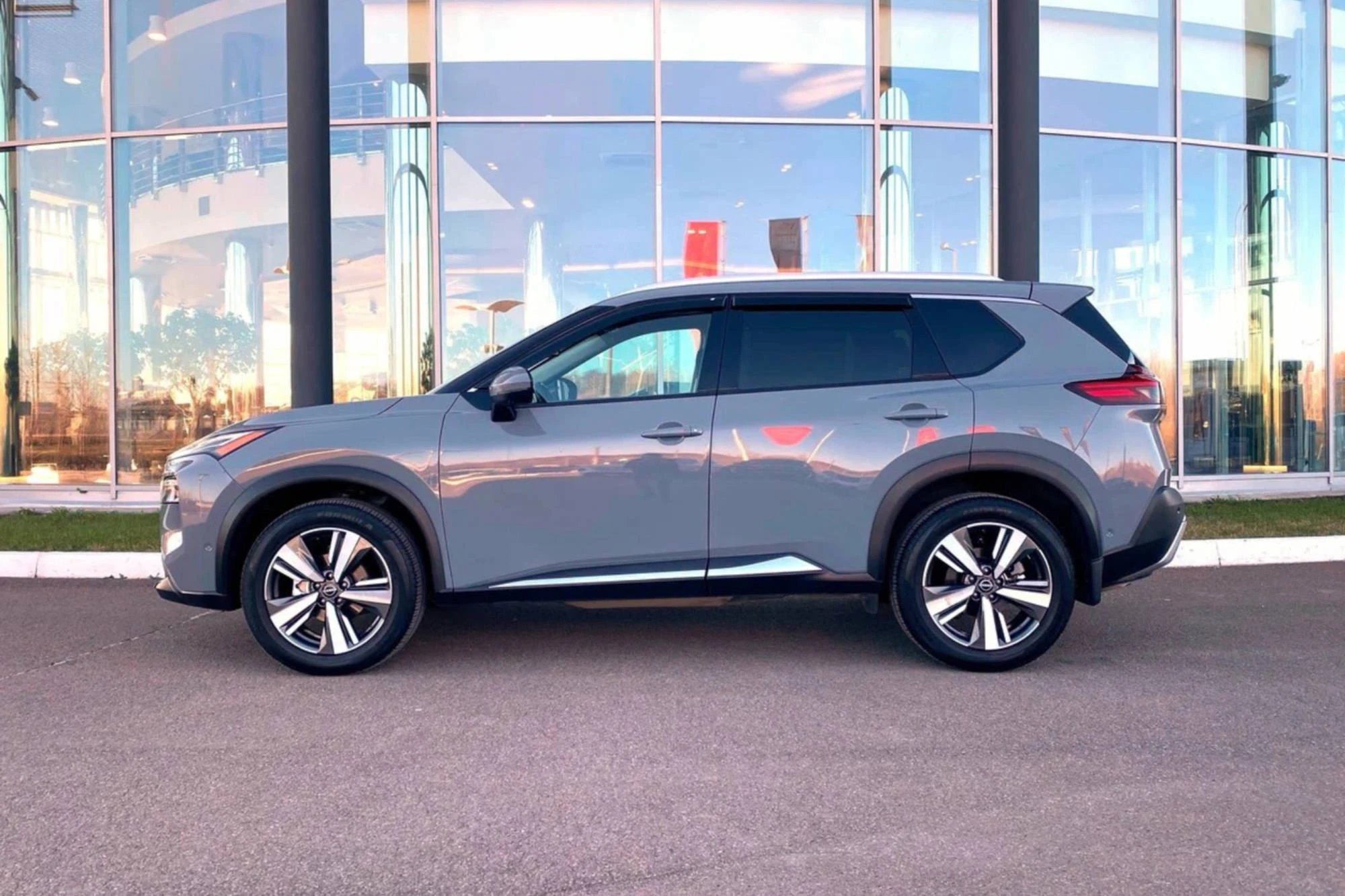 Nissan Rogue Grey