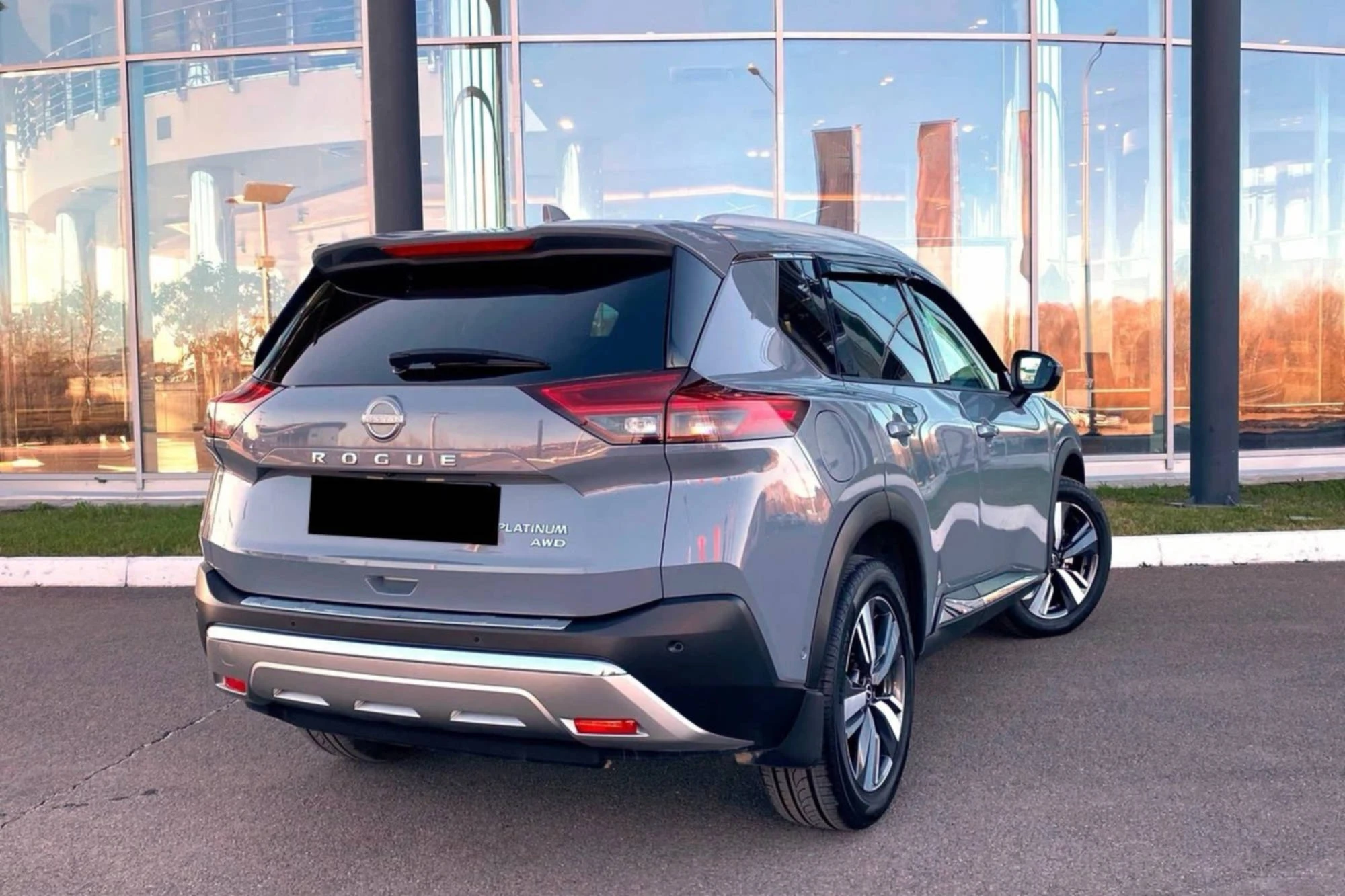 Nissan Rogue Grey