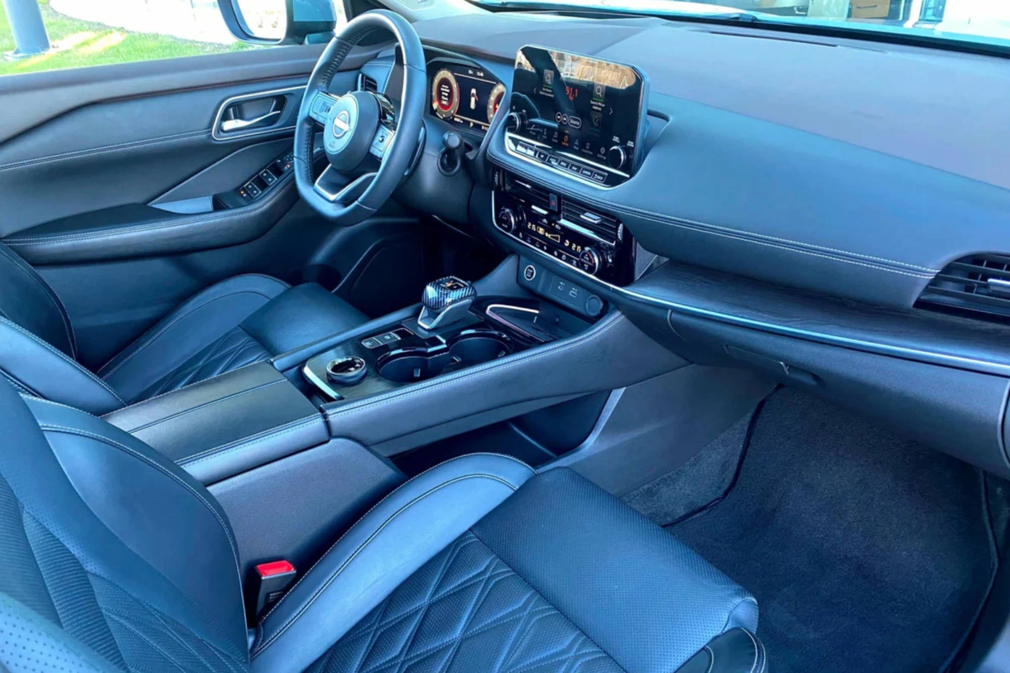 Nissan Rogue Grey
