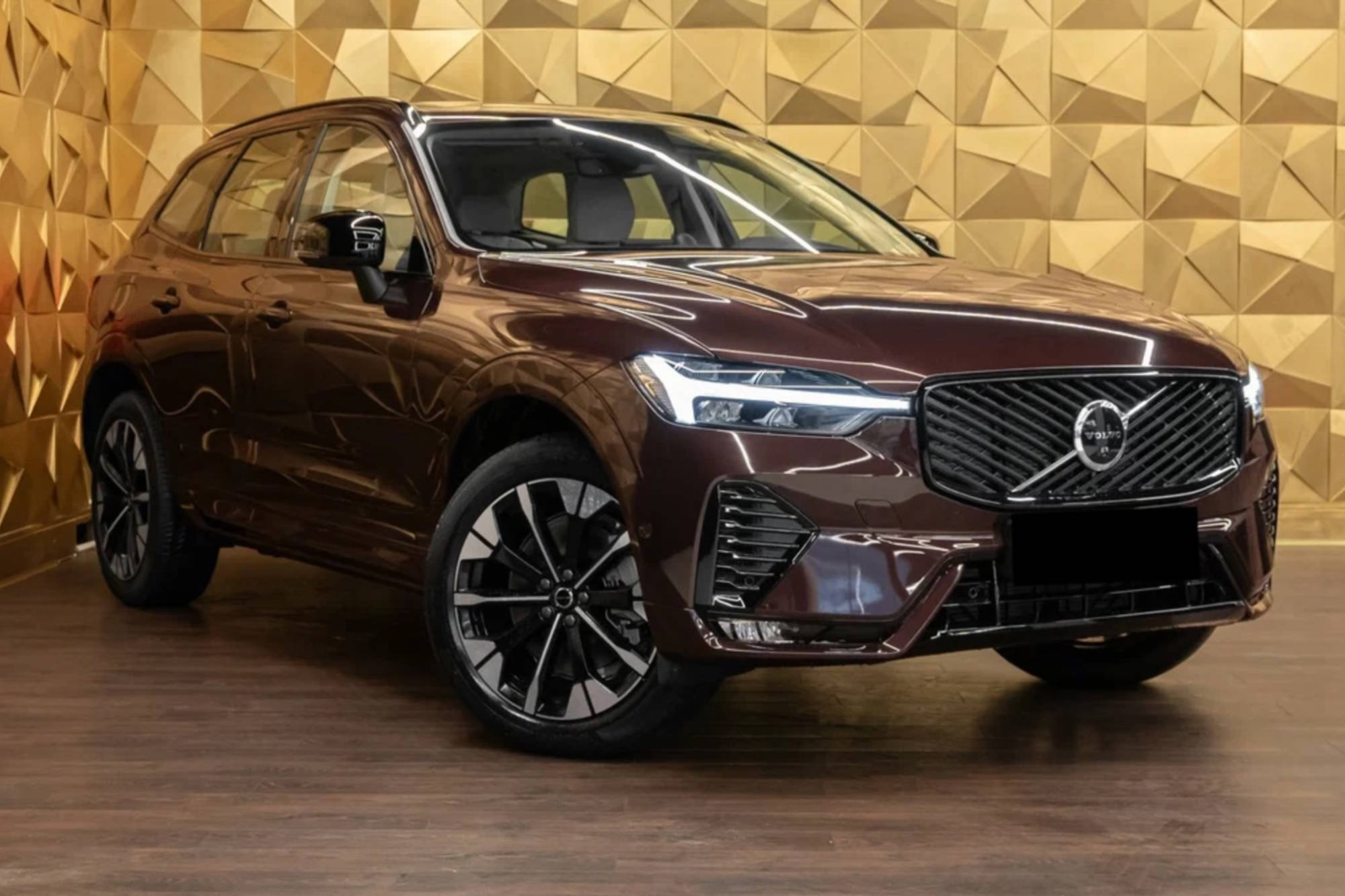 Volvo XC60 棕色