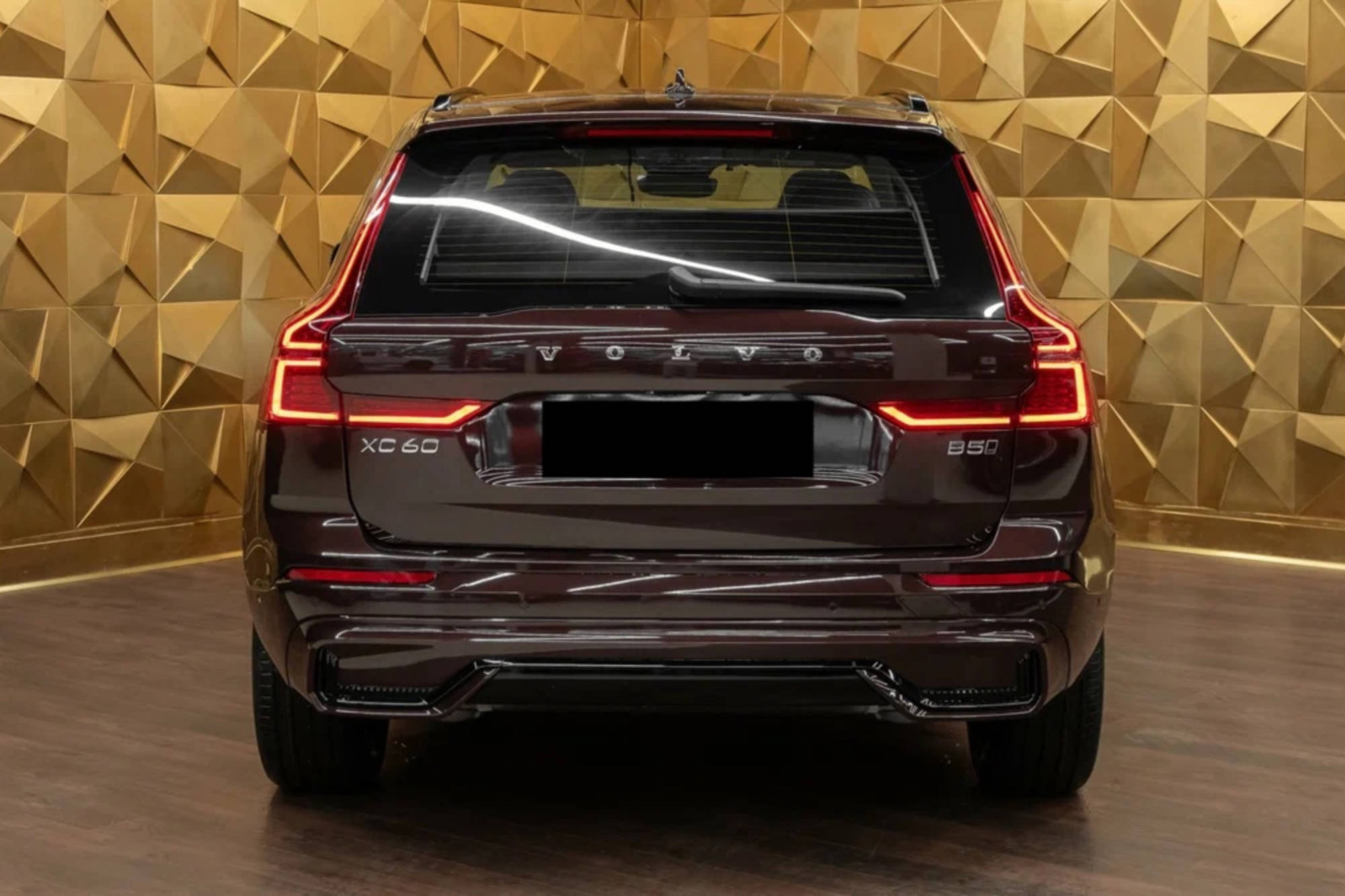 Volvo XC60 棕色