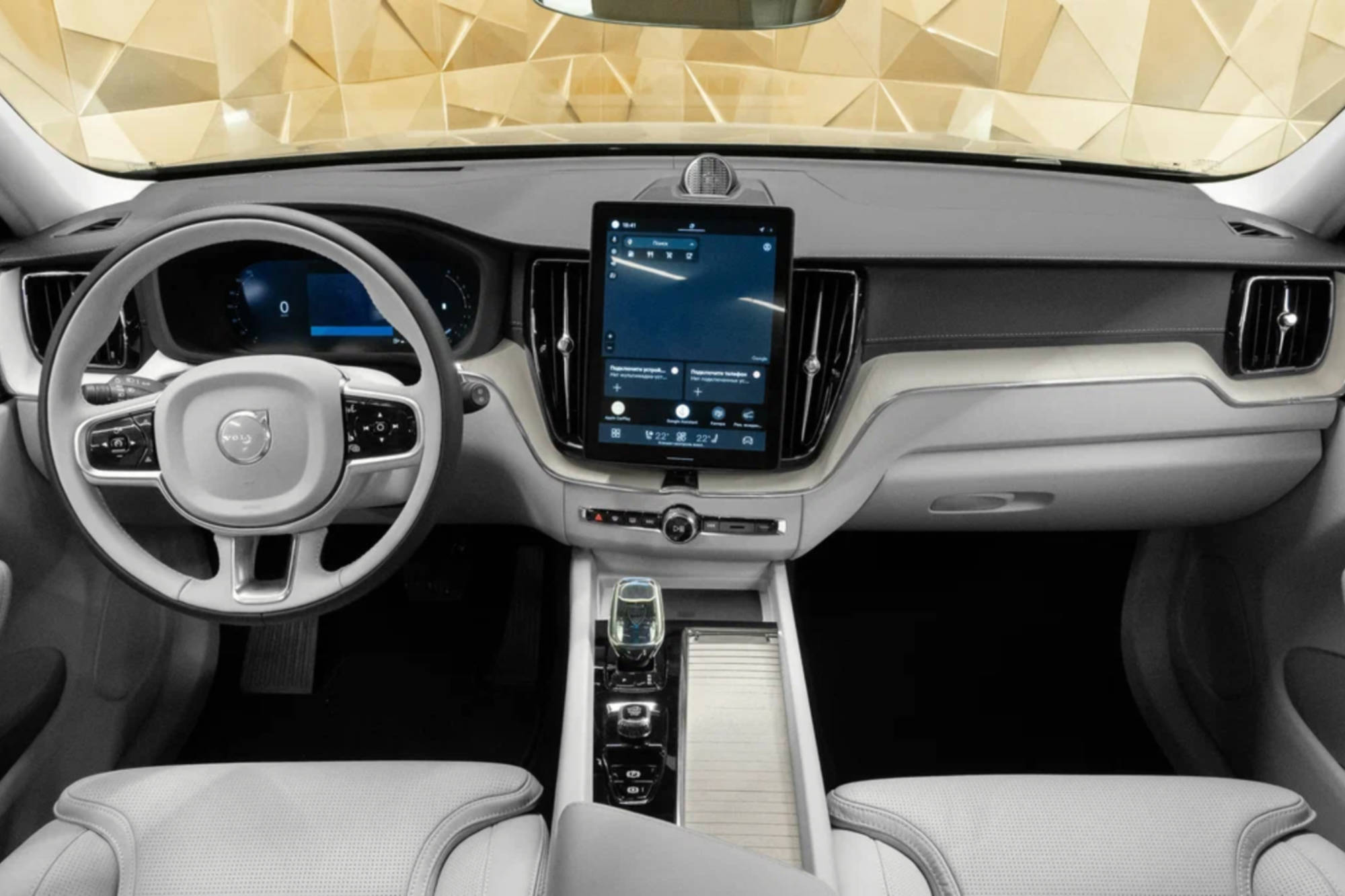 Volvo XC60 棕色