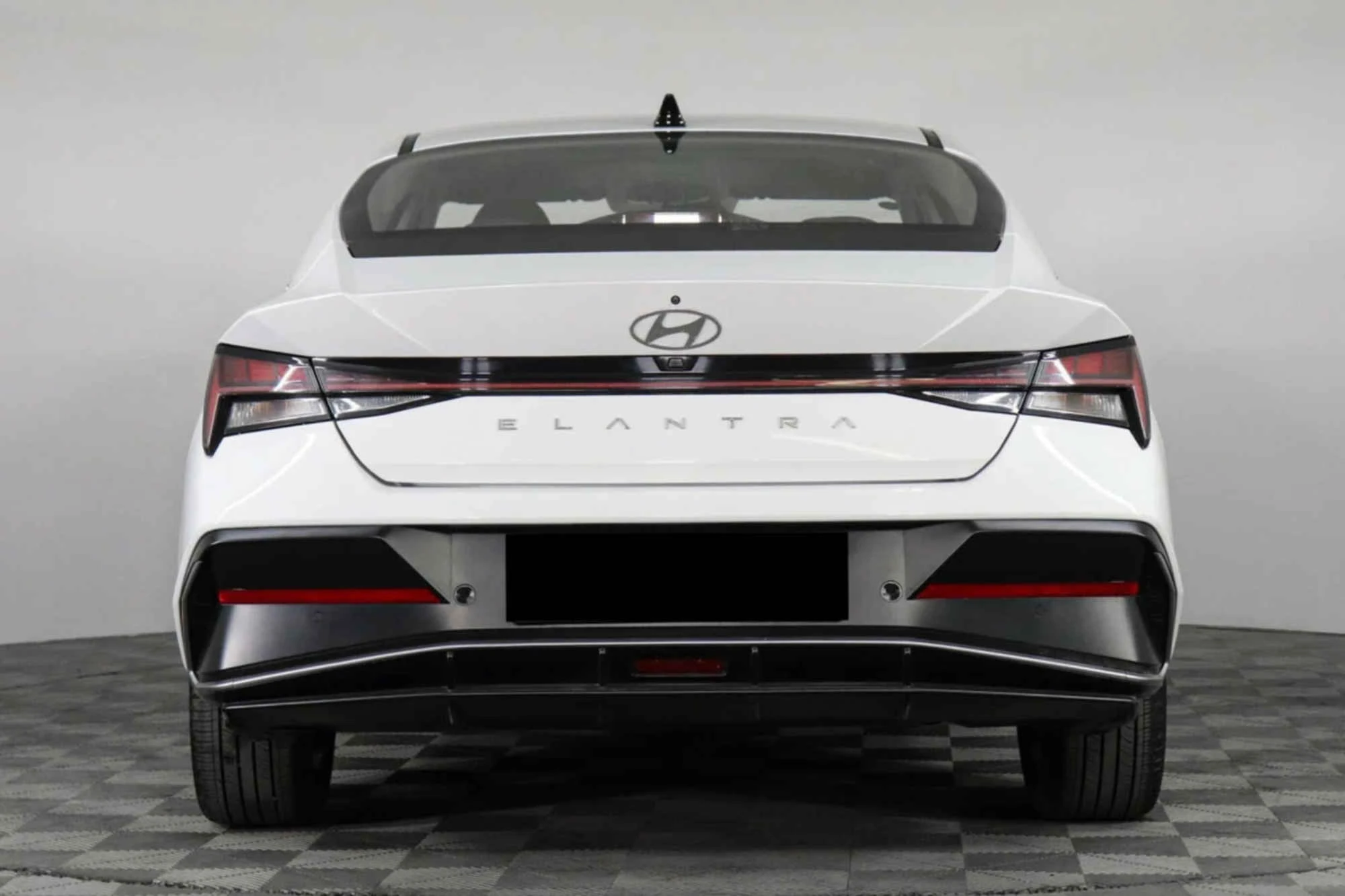 Hyundai Elantra hvid