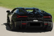 Lamborghini Revuelto Preto