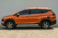 Mitsubishi Xpander Cross 橙色