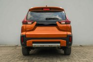 Mitsubishi Xpander Cross 橙色