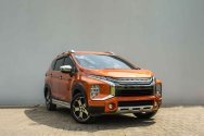Mitsubishi Xpander Cross 橙色