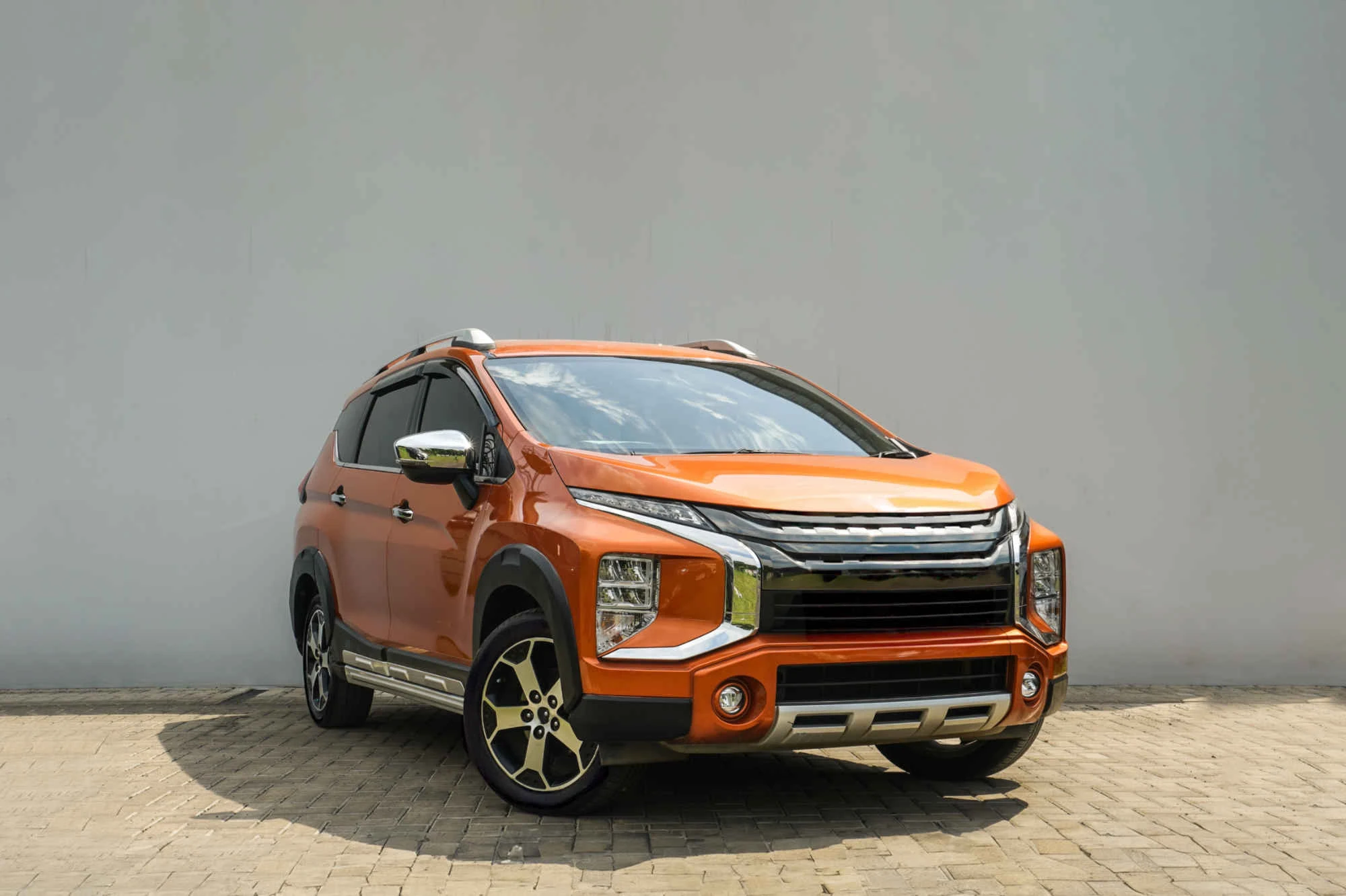 Mitsubishi Xpander Cross Orange