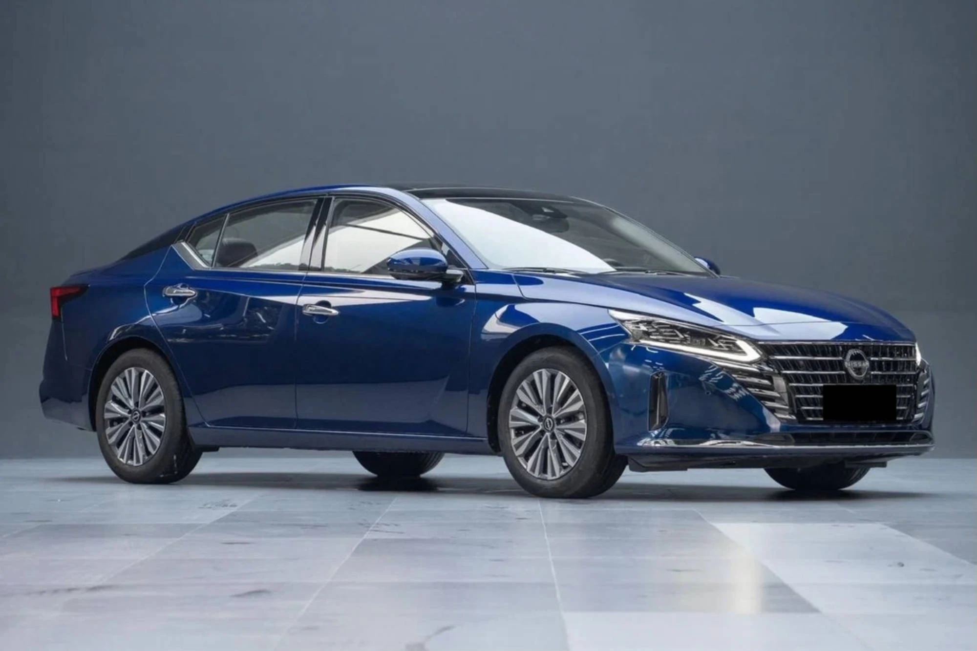 Nissan Altima Blue
