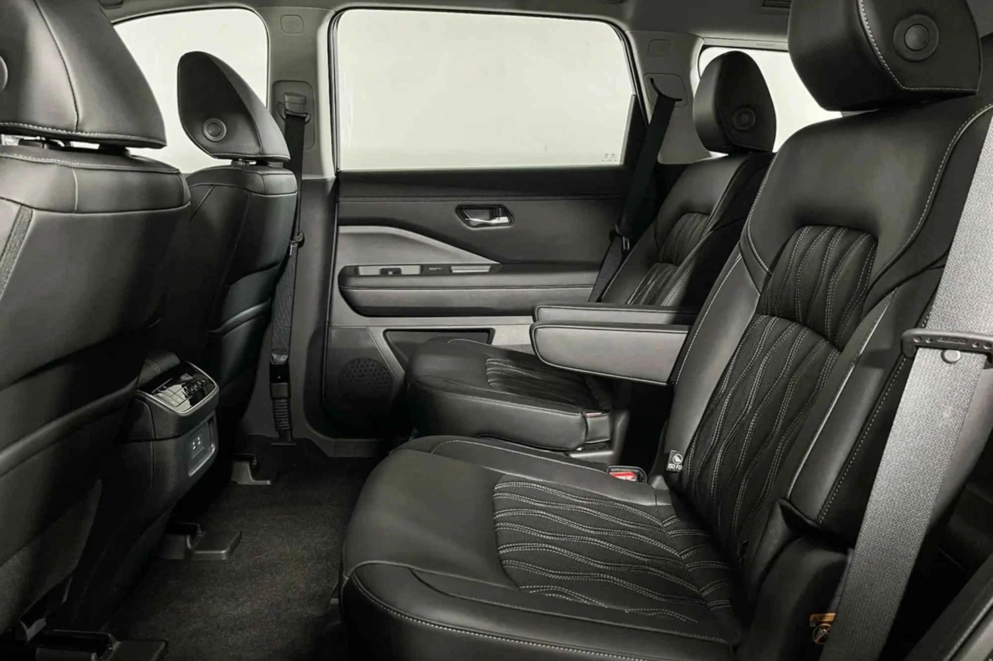 Nissan Pathfinder V Nero