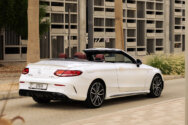 Mercedes بنز C43 AMG مكشوفة، بيضاء