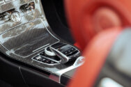 Mercedes بنز C43 AMG مكشوفة، بيضاء