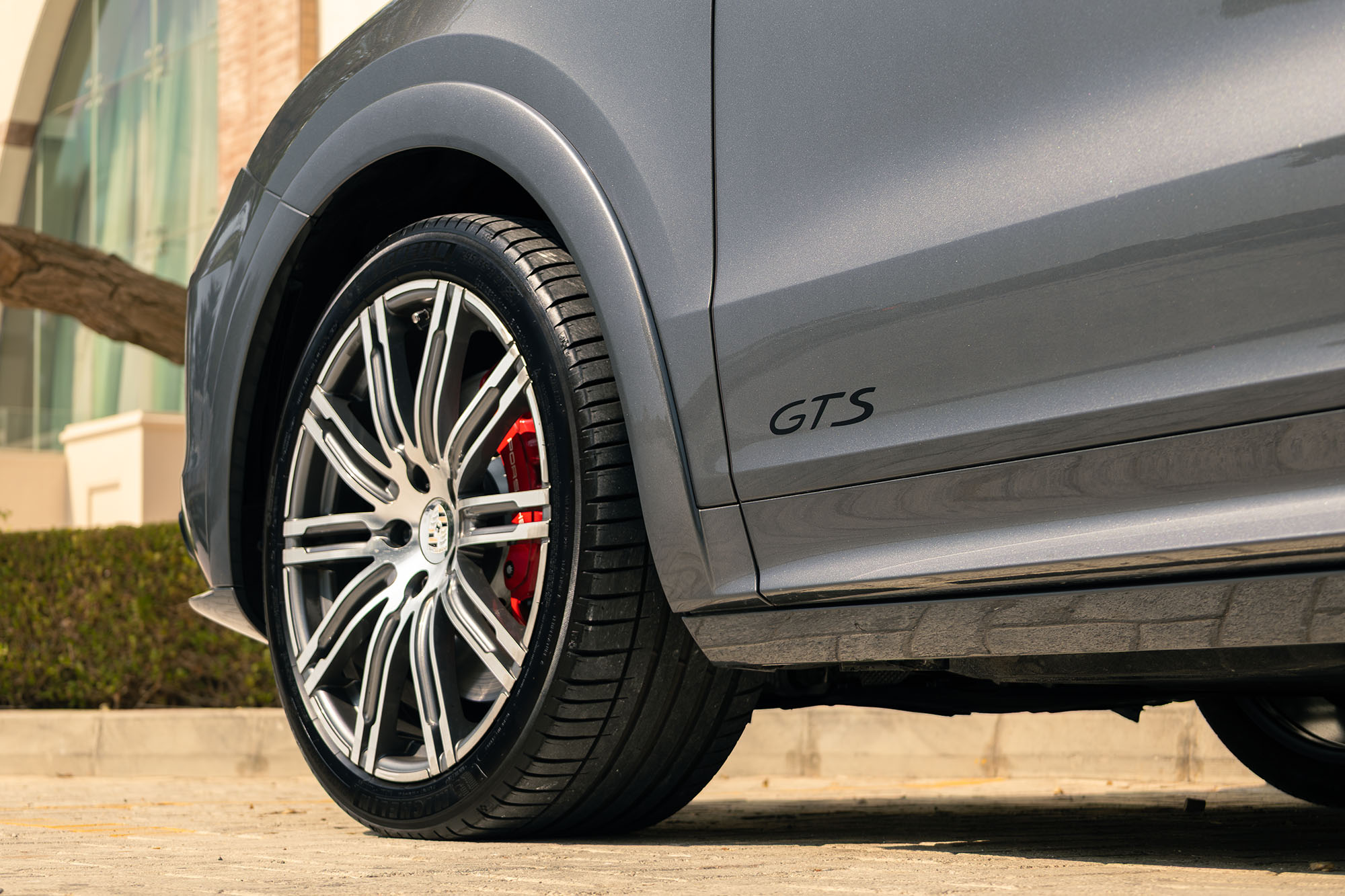 Porsche Cayenne GTS Gris