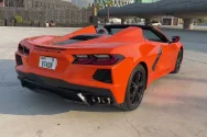 Chevrolet Corvette C8 оранжевый видео