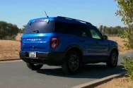 Ford Bronco 运动蓝视频