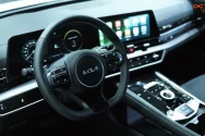 Vídeo del Kia Sportage de nueva generación en color blanco