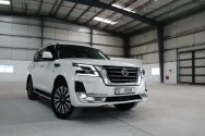 Nissan Patrol Video bianco
